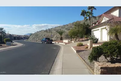 1824 E Briarwood Terrace, Phoenix, AZ 85048 - Photo 4