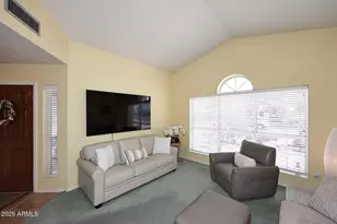 359 W Brisa Dr, Gilbert, AZ 85233 - Photo 6