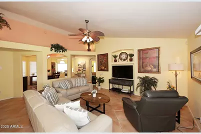 359 W Brisa Drive, Gilbert, AZ 85233 - Photo 16