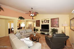 359 W Brisa Dr, Gilbert, AZ 85233 - Photo 16