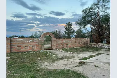 7256 S Cole Lane, Hereford, AZ 85615 - Photo 2