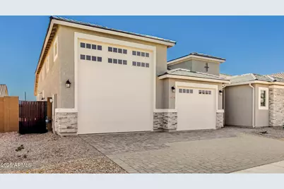 15791 W Desert Hollow Drive, Surprise, AZ 85387 - Photo 32