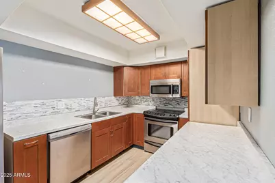 4444 E Paradise Village Parkway N #241, Phoenix, AZ 85032 - Photo 12