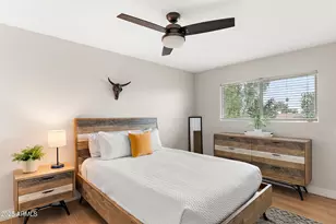 8602 E Mitchell Dr, Scottsdale, AZ 85251 - Photo 16