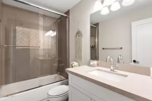 8602 E Mitchell Dr, Scottsdale, AZ 85251 - Photo 24