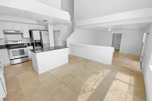 10933 W Vista Ave, Glendale, AZ 85307 - Photo 12