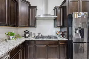 25244 N 69th Ave, Peoria, AZ 85383 - Photo 14