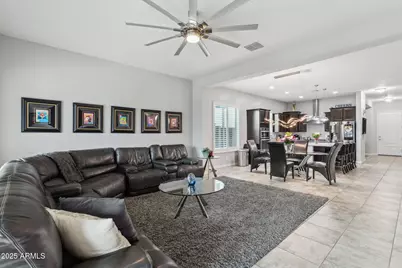 25244 N 69th Avenue, Peoria, AZ 85383 - Photo 24