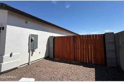 10200 W Catalina Drive, Arizona City, AZ 85123 - Photo 4