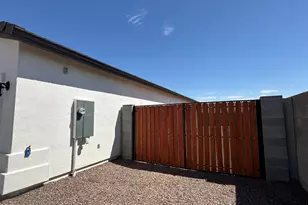 10200 W Catalina Dr, Arizona City, AZ 85123 - Photo 4