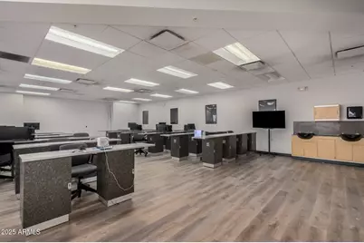 2727 W Glendale Avenue #UL, Phoenix, AZ 85051 - Photo 30