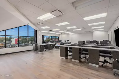 2727 W Glendale Avenue #UL, Phoenix, AZ 85051 - Photo 12