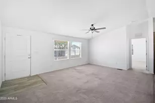 8601 N 71st Ave, Glendale, AZ 85301 - Photo 22