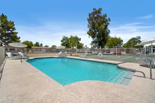 8601 N 71st Ave, Glendale, AZ 85301 - Photo 32