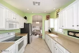 8429 W Oraibi Dr, Peoria, AZ 85382 - Photo 14