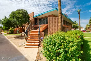 101 E Palm Ln, Phoenix, AZ 85004 - Photo 2