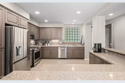 17850 N 68th Street #2129, Phoenix, AZ 85054 - Photo 12