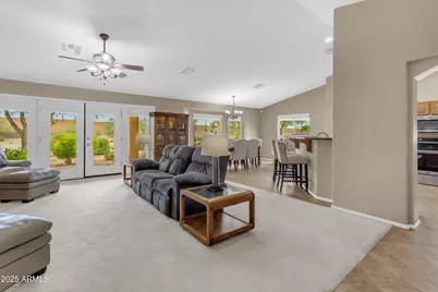 127 S Hancock Trail, Casa Grande, AZ 85194 - Photo 16