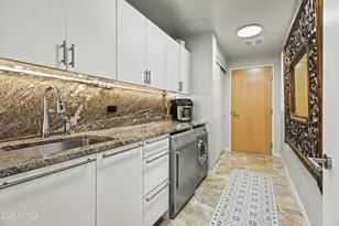 7131 E Rancho Vista Dr, Scottsdale, AZ 85251 - Photo 28