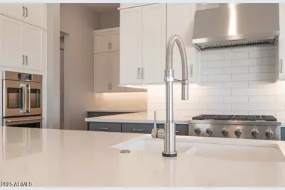 10114 S 38th Lane, Laveen, AZ 85339 - Photo 4