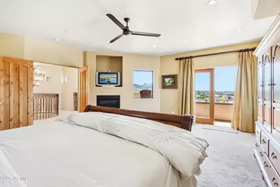 12 E Foothill Drive, Phoenix, AZ 85020 - Photo 20