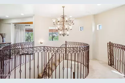 12 E Foothill Drive, Phoenix, AZ 85020 - Photo 16