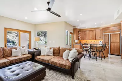 12 E Foothill Drive, Phoenix, AZ 85020 - Photo 14