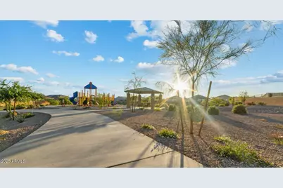 1033 W Beacon Drive, Casa Grande, AZ 85122 - Photo 22