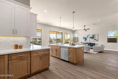 17002 S 178th Avenue, Goodyear, AZ 85338 - Photo 8