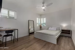 829 W Mitchell Dr, Phoenix, AZ 85013 - Photo 6