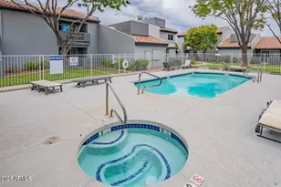 220 N 22nd Pl, Mesa, AZ 85213 - Photo 2