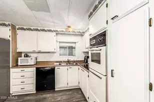 4065 E University Dr, Mesa, AZ 85205 - Photo 16