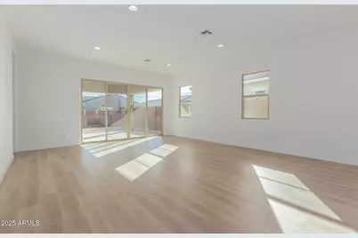 12021 W Marguerite Avenue, Avondale, AZ 85323 - Photo 10