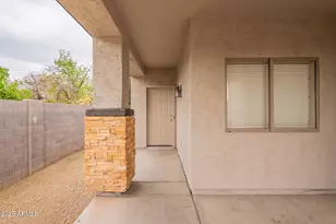 2210 N 27th Pl, Phoenix, AZ 85008 - Photo 4