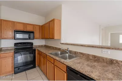 2210 N 27th Place, Phoenix, AZ 85008 - Photo 16