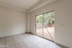 2210 N 27th Pl, Phoenix, AZ 85008 - Photo 24