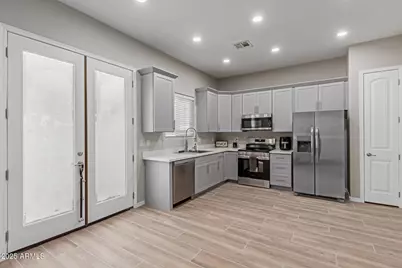 1367 S Country Club Drive #1039, Mesa, AZ 85210 - Photo 8