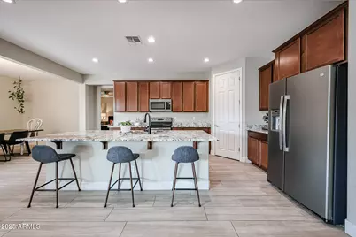 16083 W Laurel Lane, Surprise, AZ 85379 - Photo 6