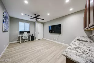 16083 W Laurel Ln, Surprise, AZ 85379 - Photo 26