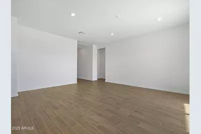 17613 W Mariposa Drive, Goodyear, AZ 85395 - Photo 10