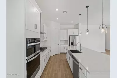 17613 W Mariposa Drive, Goodyear, AZ 85395 - Photo 6