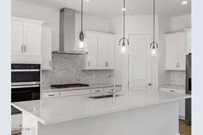 17613 W Mariposa Drive, Goodyear, AZ 85395 - Photo 4