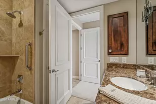 7175 E Camelback Rd, Scottsdale, AZ 85251 - Photo 38