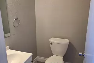 2674 N 43rd Ave, Phoenix, AZ 85009 - Photo 6