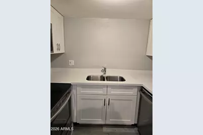 2674 N 43rd Avenue #22C, Phoenix, AZ 85009 - Photo 6