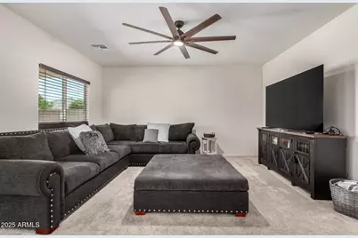 18465 N Lakeside Drive, Maricopa, AZ 85138 - Photo 8