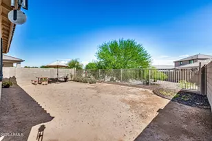 18465 N Lakeside Dr, Maricopa, AZ 85138 - Photo 32