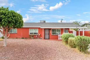 1219 E Christy Dr, Phoenix, AZ 85020 - Photo 2