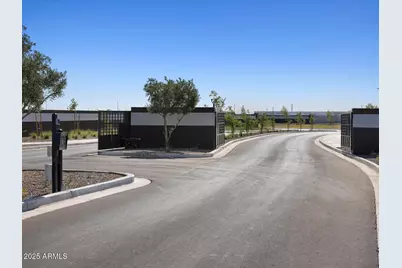 17628 W Mariposa Drive, Goodyear, AZ 85395 - Photo 32