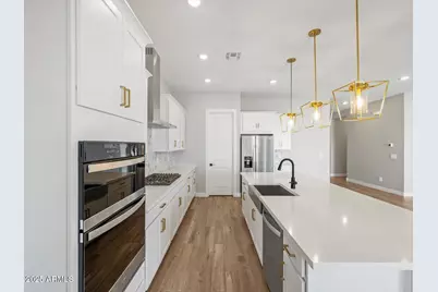 17628 W Mariposa Drive, Goodyear, AZ 85395 - Photo 6